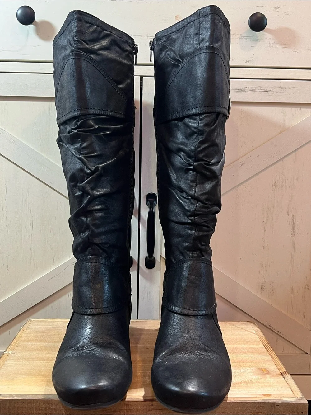 Trensetter Black Slouchy Knee High Wedge Boots Buckle Straps Sz 9.5